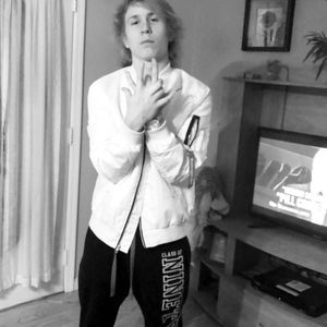 Meet your Posher, Ethan